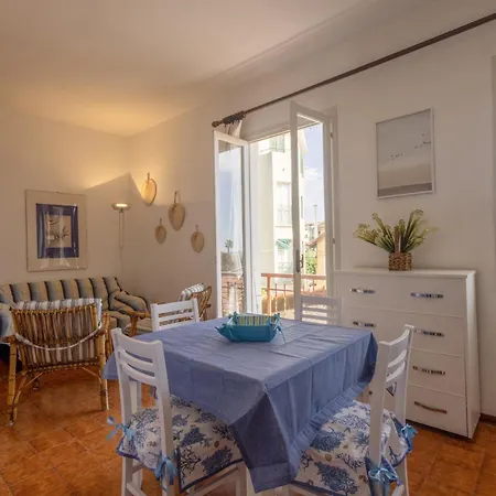 Quiet By Wonderful Italy Appartement San Remo